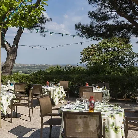 D'aigret Hotel 4*